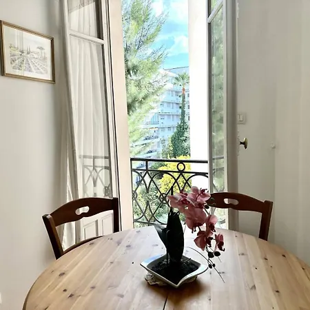Apartment La Croisette - Au Calme Cote Jardin